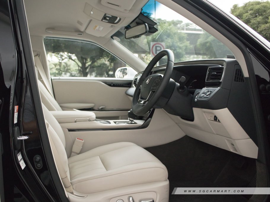 https://i.i-sgcm.com/new_cars/cars/12920/12920_g12