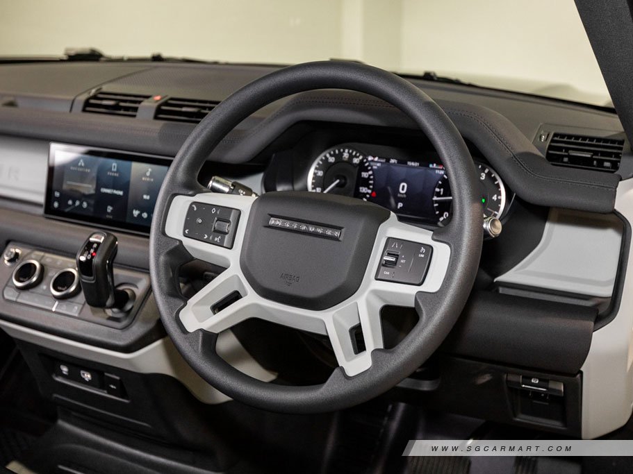 https://i.i-sgcm.com/new_cars/cars/12921/12921_g12