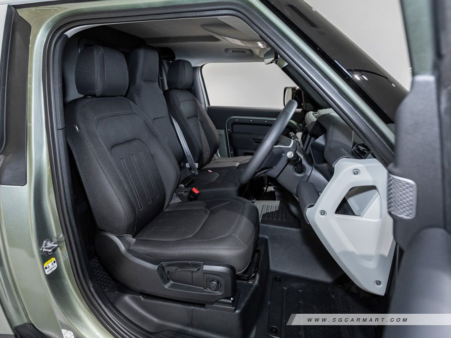 https://i.i-sgcm.com/new_cars/cars/12921/12921_g8