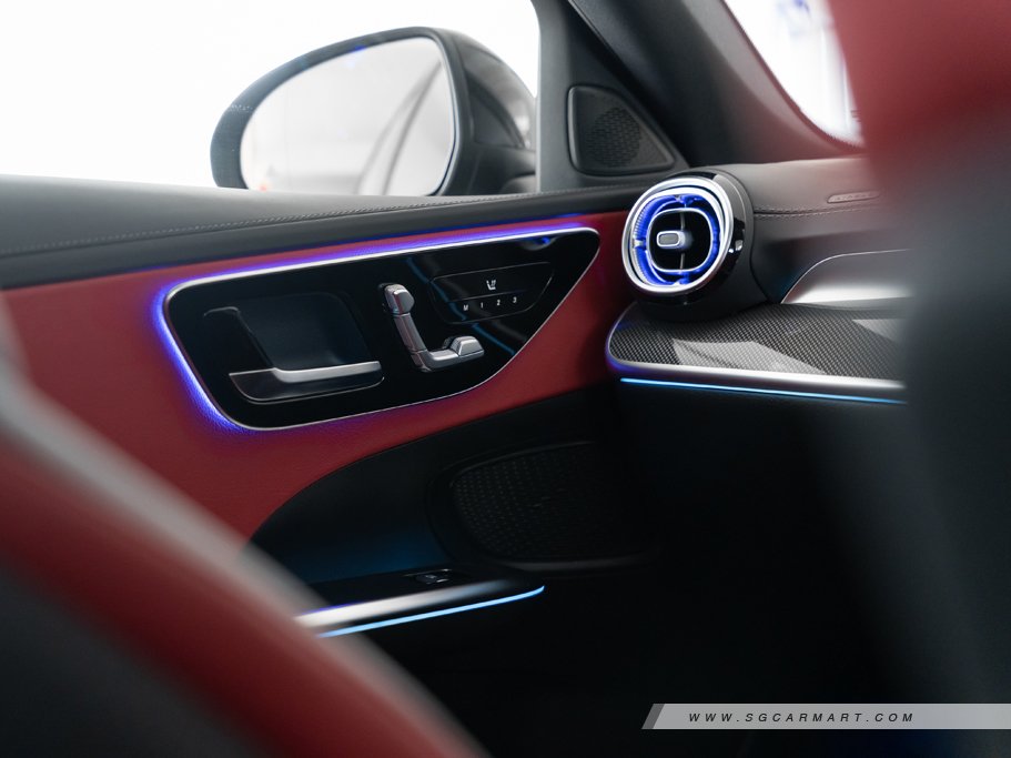 https://i.i-sgcm.com/new_cars/cars/12923/12923_g108
