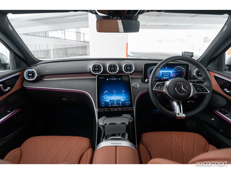 https://i.i-sgcm.com/new_cars/cars/12923/12923_g125