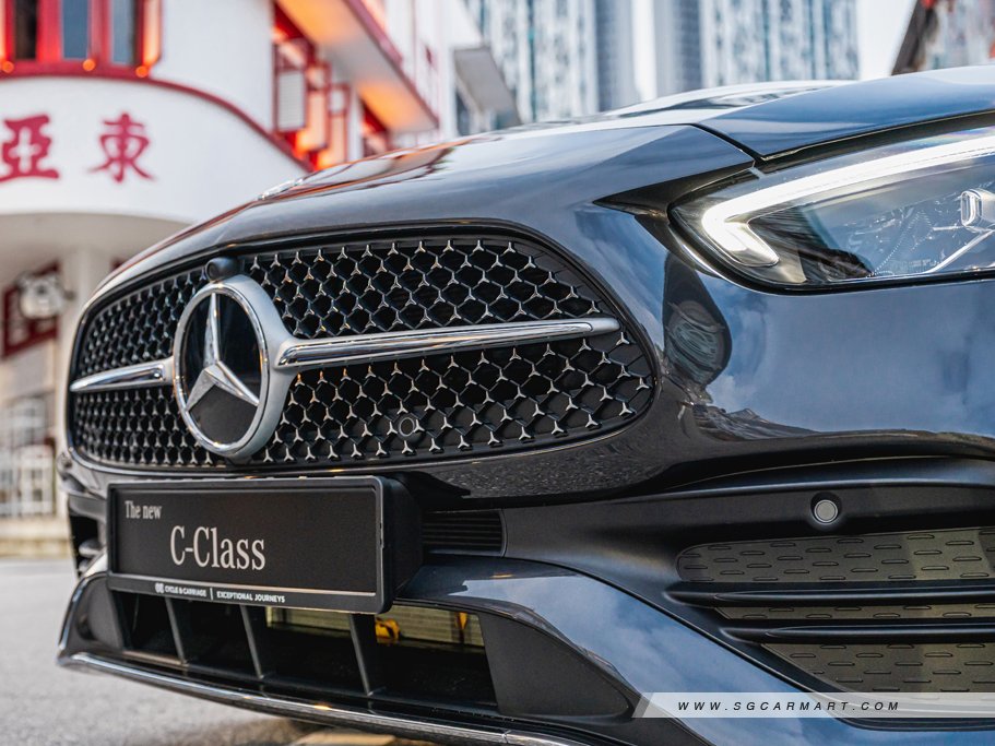https://i.i-sgcm.com/new_cars/cars/12923/12923_g12