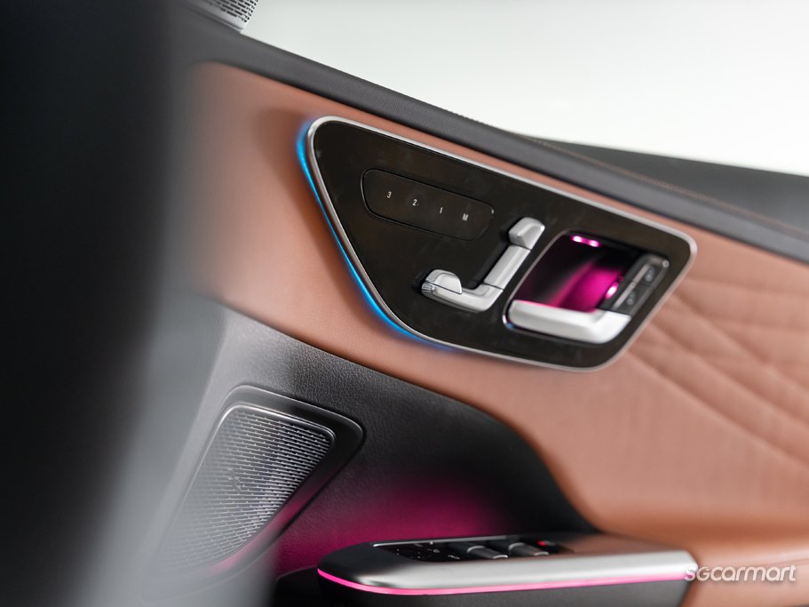https://i.i-sgcm.com/new_cars/cars/12923/12923_g151