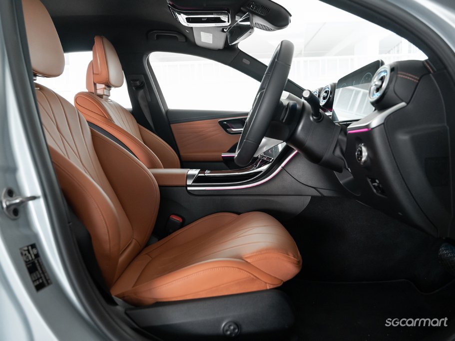 https://i.i-sgcm.com/new_cars/cars/12923/12923_g156
