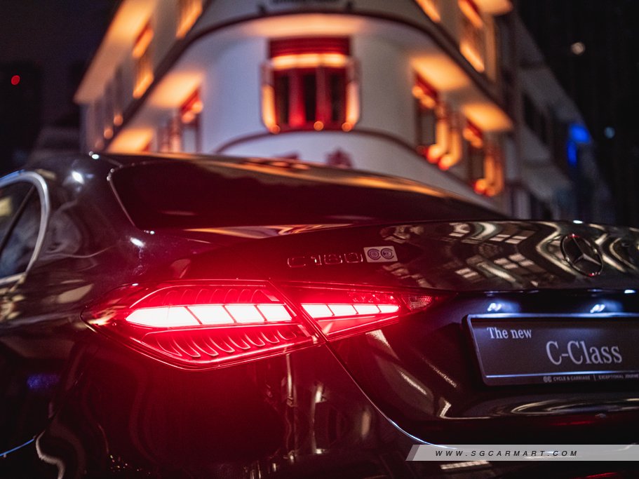 https://i.i-sgcm.com/new_cars/cars/12923/12923_g16