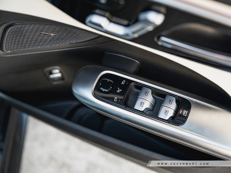 https://i.i-sgcm.com/new_cars/cars/12923/12923_g28