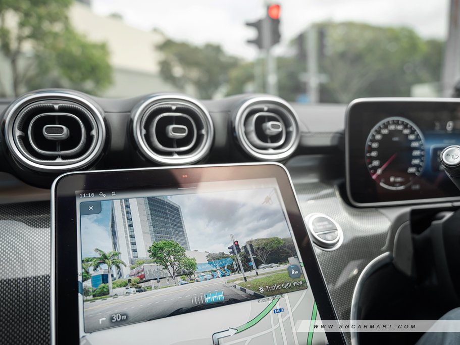 https://i.i-sgcm.com/new_cars/cars/12923/12923_g83