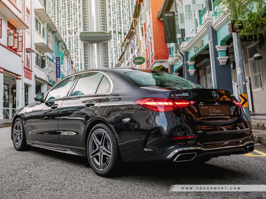 https://i.i-sgcm.com/new_cars/cars/12923/12923_g8