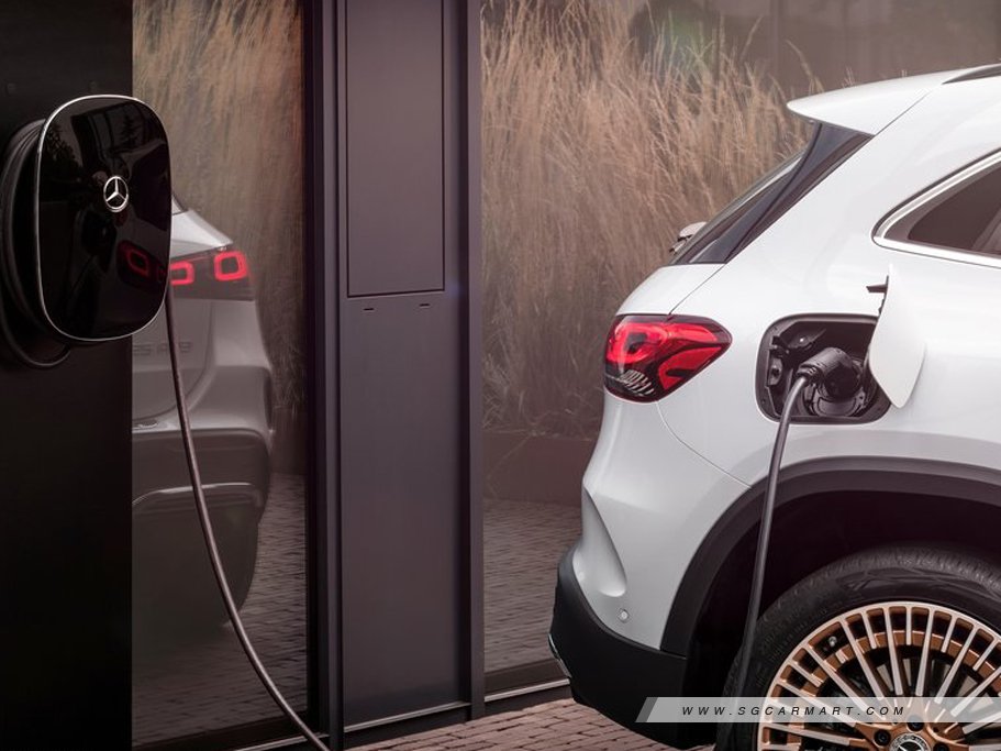 https://i.i-sgcm.com/new_cars/cars/12924/12924_g23