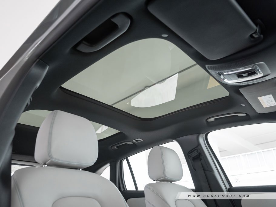 https://i.i-sgcm.com/new_cars/cars/12924/12924_g58