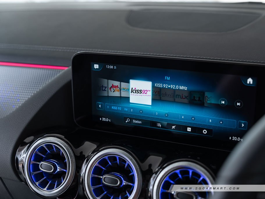 https://i.i-sgcm.com/new_cars/cars/12924/12924_g70