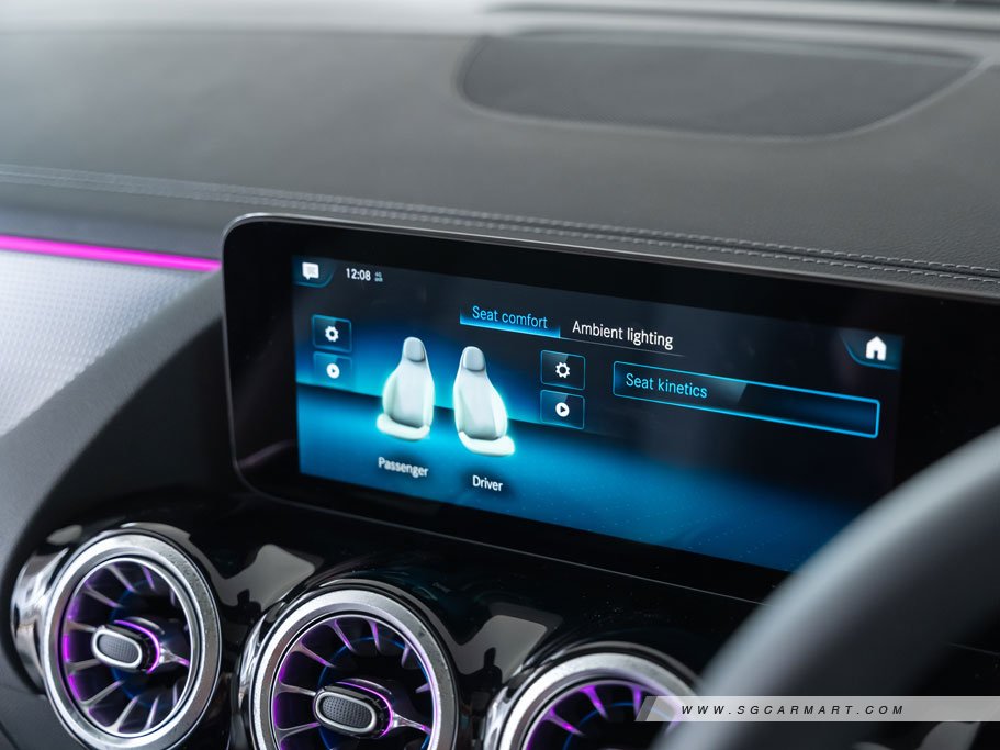https://i.i-sgcm.com/new_cars/cars/12924/12924_g74