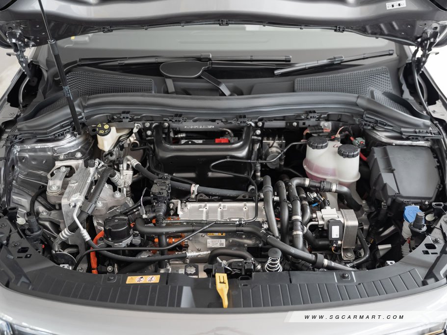https://i.i-sgcm.com/new_cars/cars/12924/12924_g95