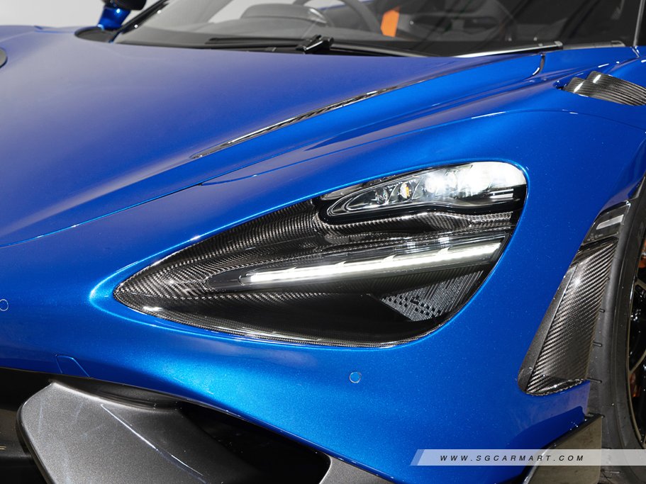https://i.i-sgcm.com/new_cars/cars/12928/12928_g11