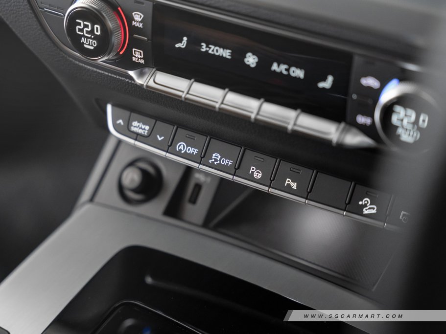 https://i.i-sgcm.com/new_cars/cars/12930/12930_g65