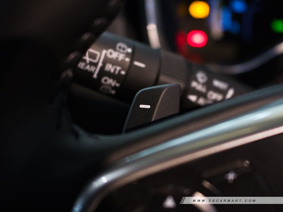 https://i.i-sgcm.com/new_cars/cars/12932/12932_g21