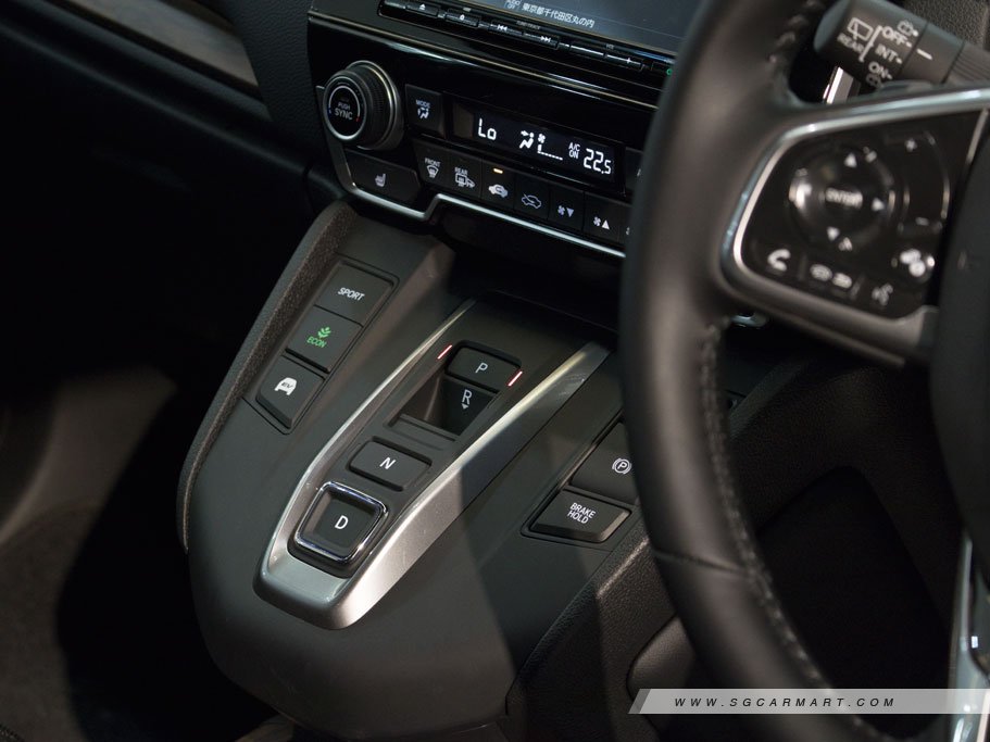 https://i.i-sgcm.com/new_cars/cars/12932/12932_g24