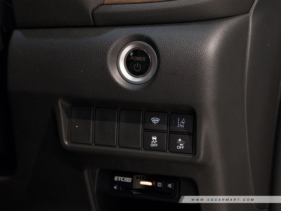 https://i.i-sgcm.com/new_cars/cars/12932/12932_g28