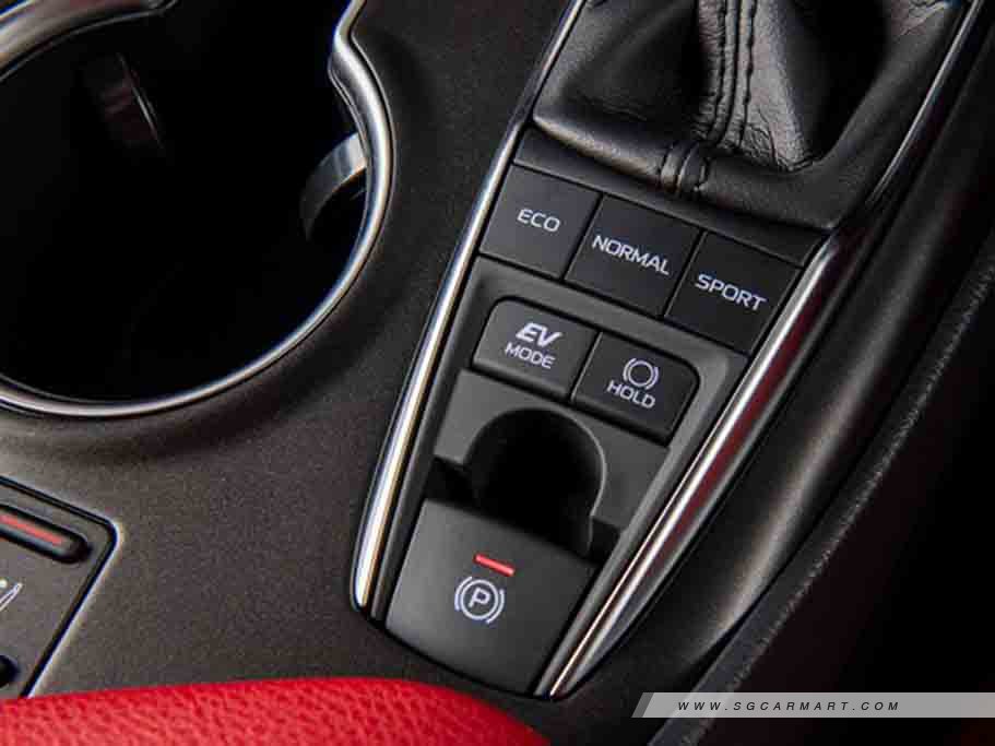 https://i.i-sgcm.com/new_cars/cars/12935/12935_g16