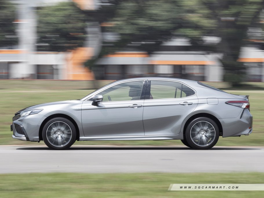 https://i.i-sgcm.com/new_cars/cars/12935/12935_g22