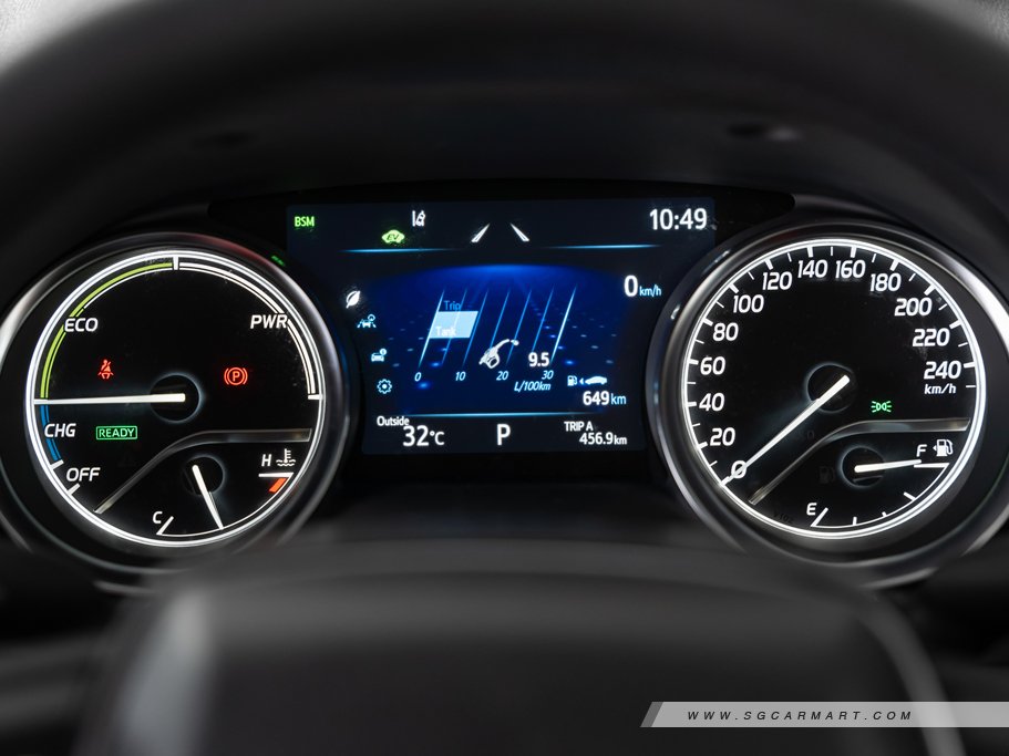 https://i.i-sgcm.com/new_cars/cars/12935/12935_g31