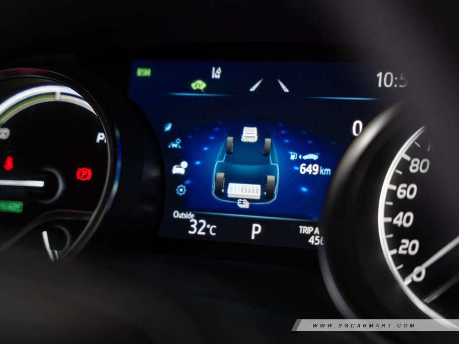 https://i.i-sgcm.com/new_cars/cars/12935/12935_g32
