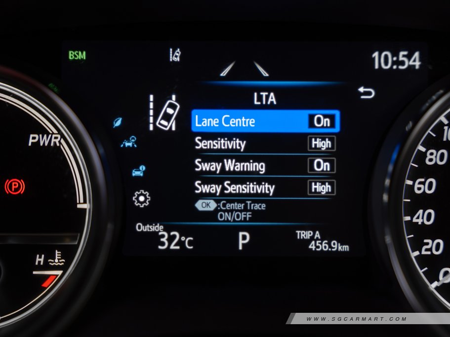 https://i.i-sgcm.com/new_cars/cars/12935/12935_g33