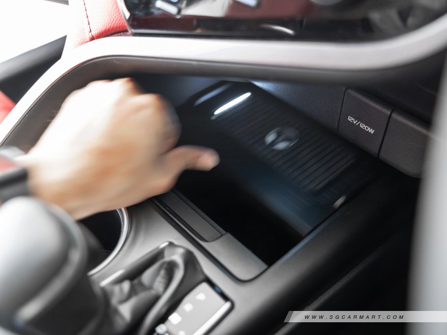 https://i.i-sgcm.com/new_cars/cars/12935/12935_g44