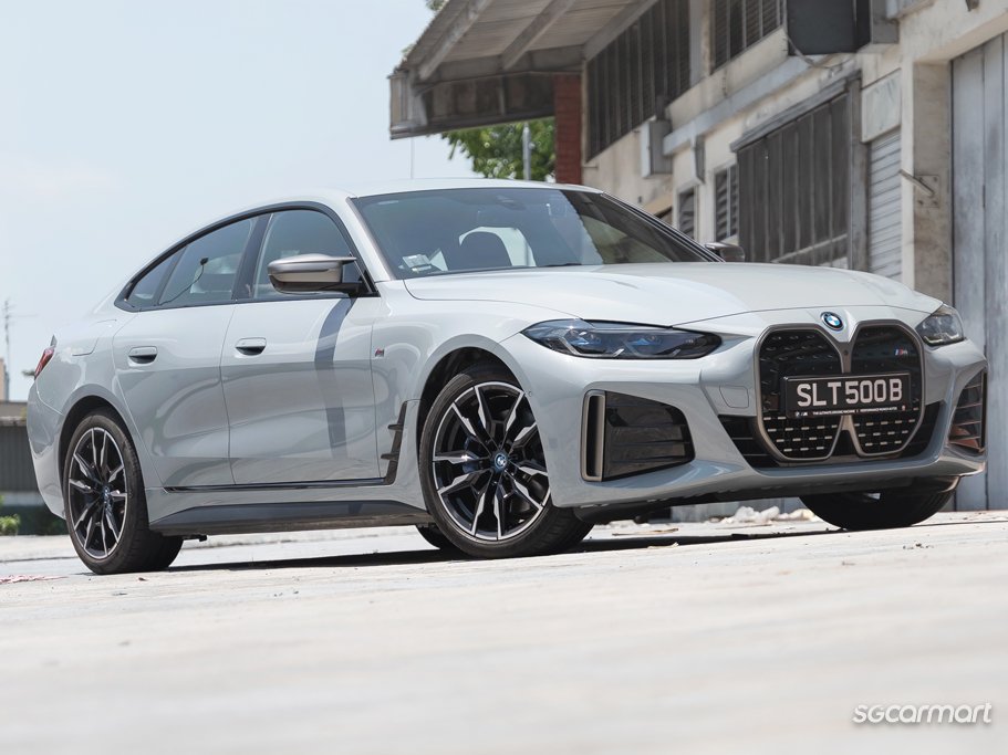 https://i.i-sgcm.com/new_cars/cars/12937/12937_g16