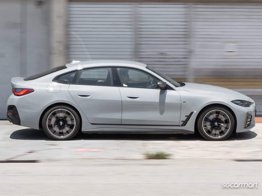 https://i.i-sgcm.com/new_cars/cars/12937/12937_g20