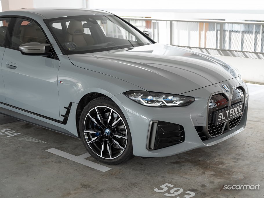 https://i.i-sgcm.com/new_cars/cars/12937/12937_g22