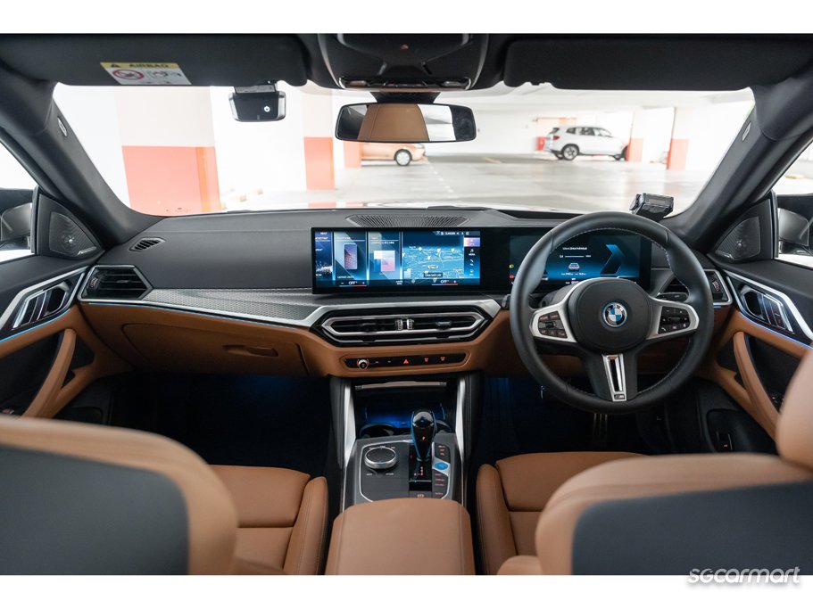 https://i.i-sgcm.com/new_cars/cars/12937/12937_g32