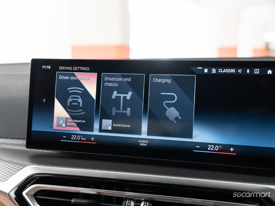 https://i.i-sgcm.com/new_cars/cars/12937/12937_g45