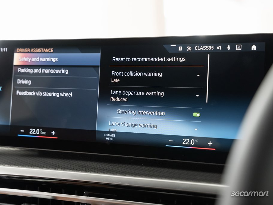 https://i.i-sgcm.com/new_cars/cars/12937/12937_g46