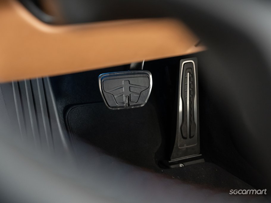 https://i.i-sgcm.com/new_cars/cars/12937/12937_g58