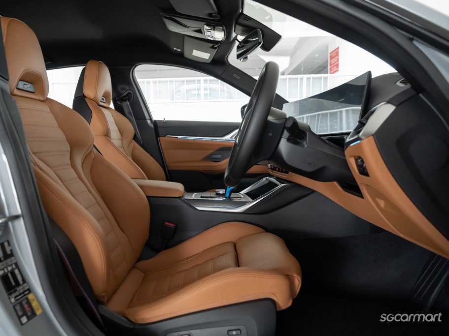 https://i.i-sgcm.com/new_cars/cars/12937/12937_g59