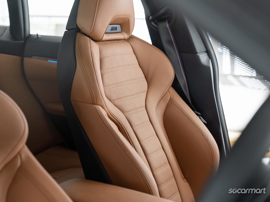 https://i.i-sgcm.com/new_cars/cars/12937/12937_g61
