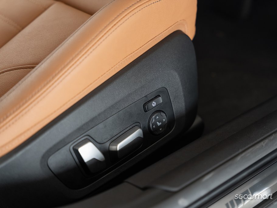https://i.i-sgcm.com/new_cars/cars/12937/12937_g62