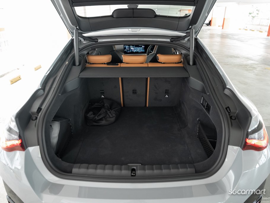 https://i.i-sgcm.com/new_cars/cars/12937/12937_g65