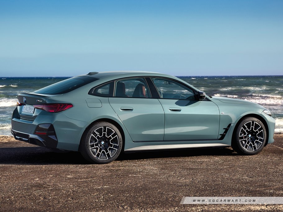 https://i.i-sgcm.com/new_cars/cars/12937/12937_g70