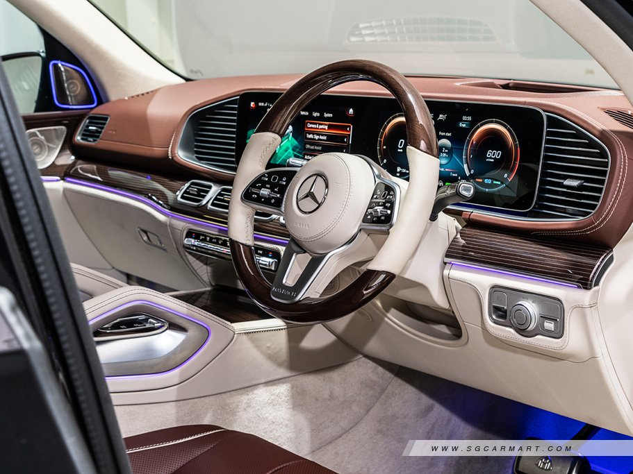 Mercedes-Benz Maybach GLS-Class GLS600 4MATIC 25
