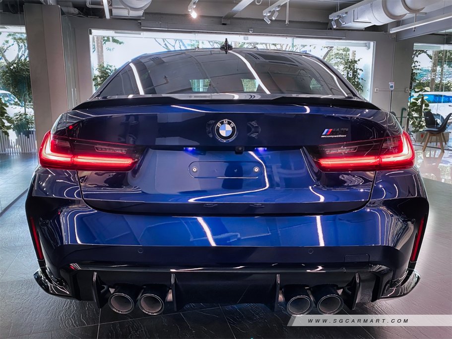 https://i.i-sgcm.com/new_cars/cars/12951/12951_g4
