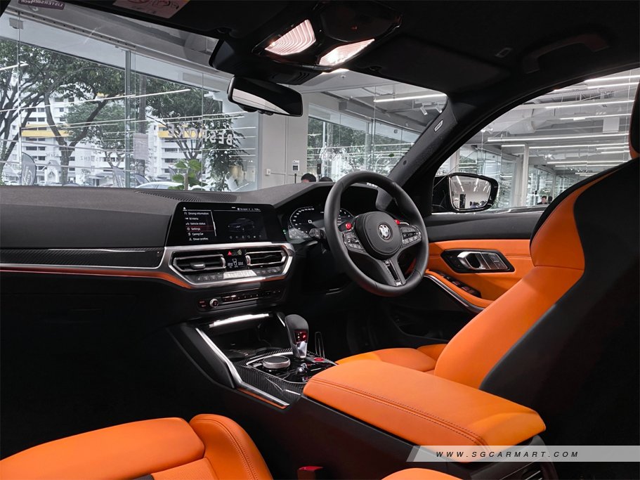 https://i.i-sgcm.com/new_cars/cars/12951/12951_g7
