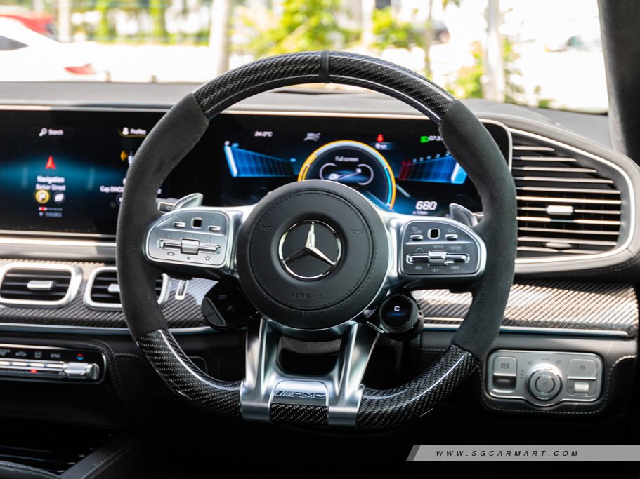https://i.i-sgcm.com/new_cars/cars/12952/12952_g11