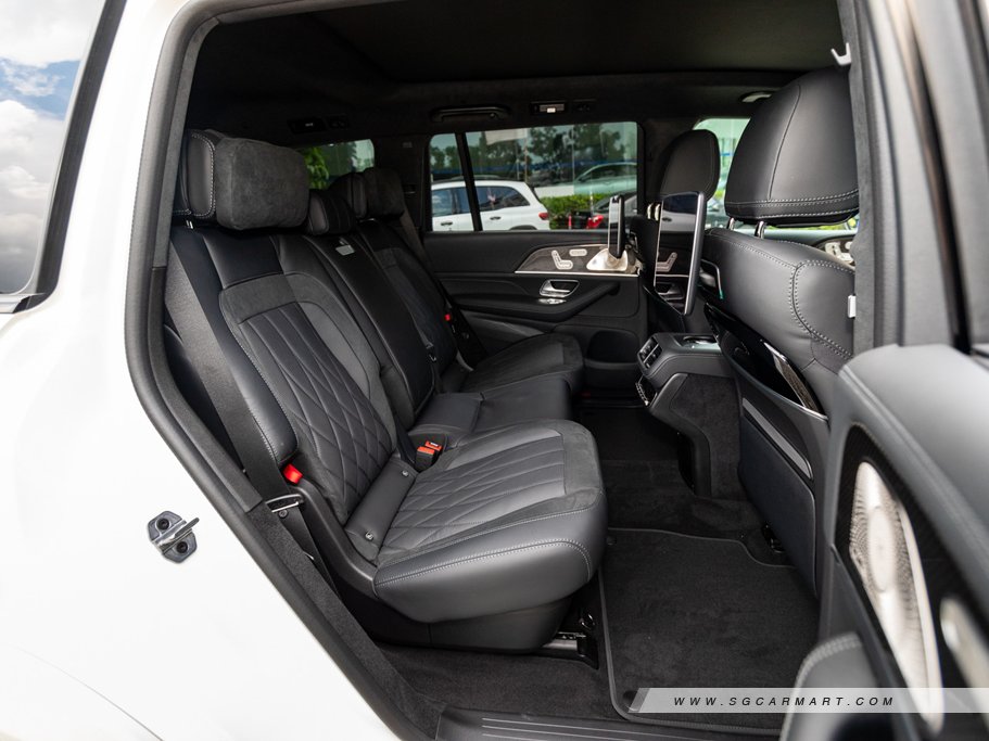 https://i.i-sgcm.com/new_cars/cars/12952/12952_g8