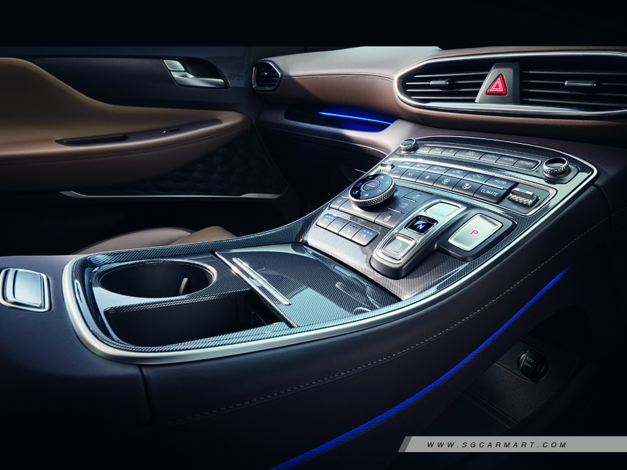 https://i.i-sgcm.com/new_cars/cars/12955/12955_g27