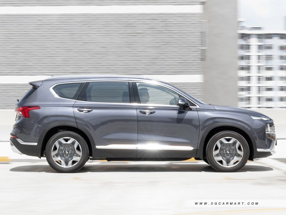 https://i.i-sgcm.com/new_cars/cars/12955/12955_g43