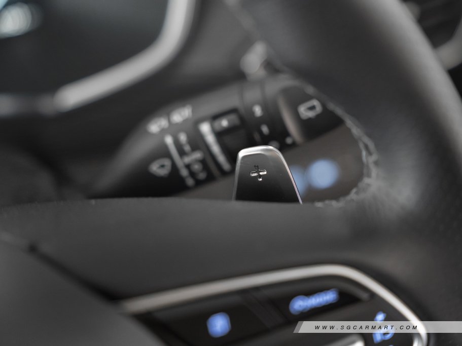https://i.i-sgcm.com/new_cars/cars/12955/12955_g59