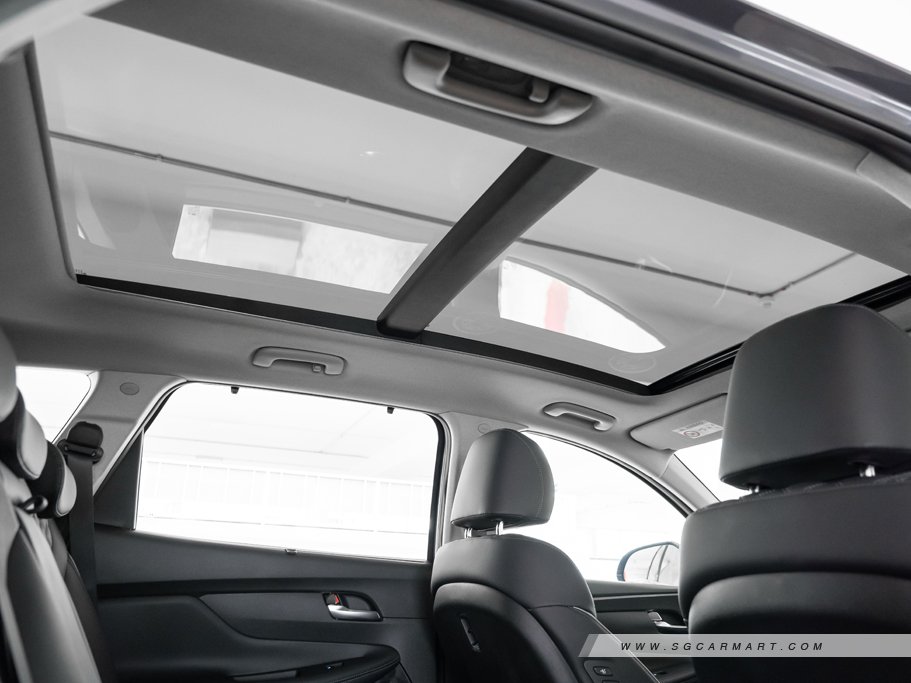 https://i.i-sgcm.com/new_cars/cars/12955/12955_g79