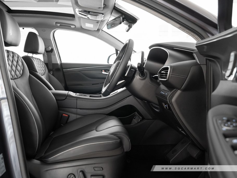 https://i.i-sgcm.com/new_cars/cars/12955/12955_g80